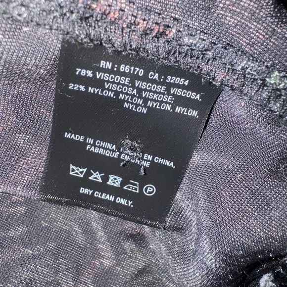 Ettitwa Anthropologie Velvet Floral Wrap Jacket Size 2 - Picture 6 of 7